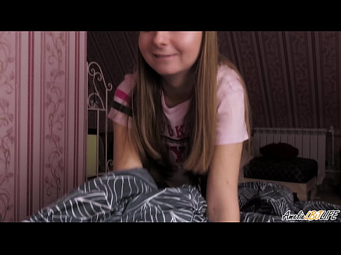 ❤️ Blondie imeb oma BFF-i sügavalt ja saab sperma suhu Anaal porno at porn et.qizpornolar.ru ❌